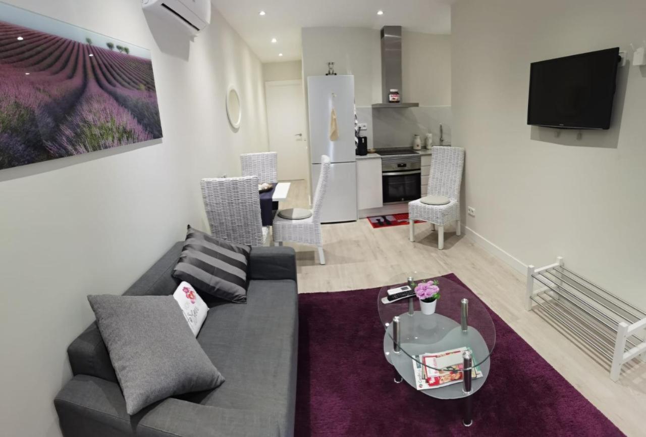 Barcelona, Apartamento de 2 Habitaciones.