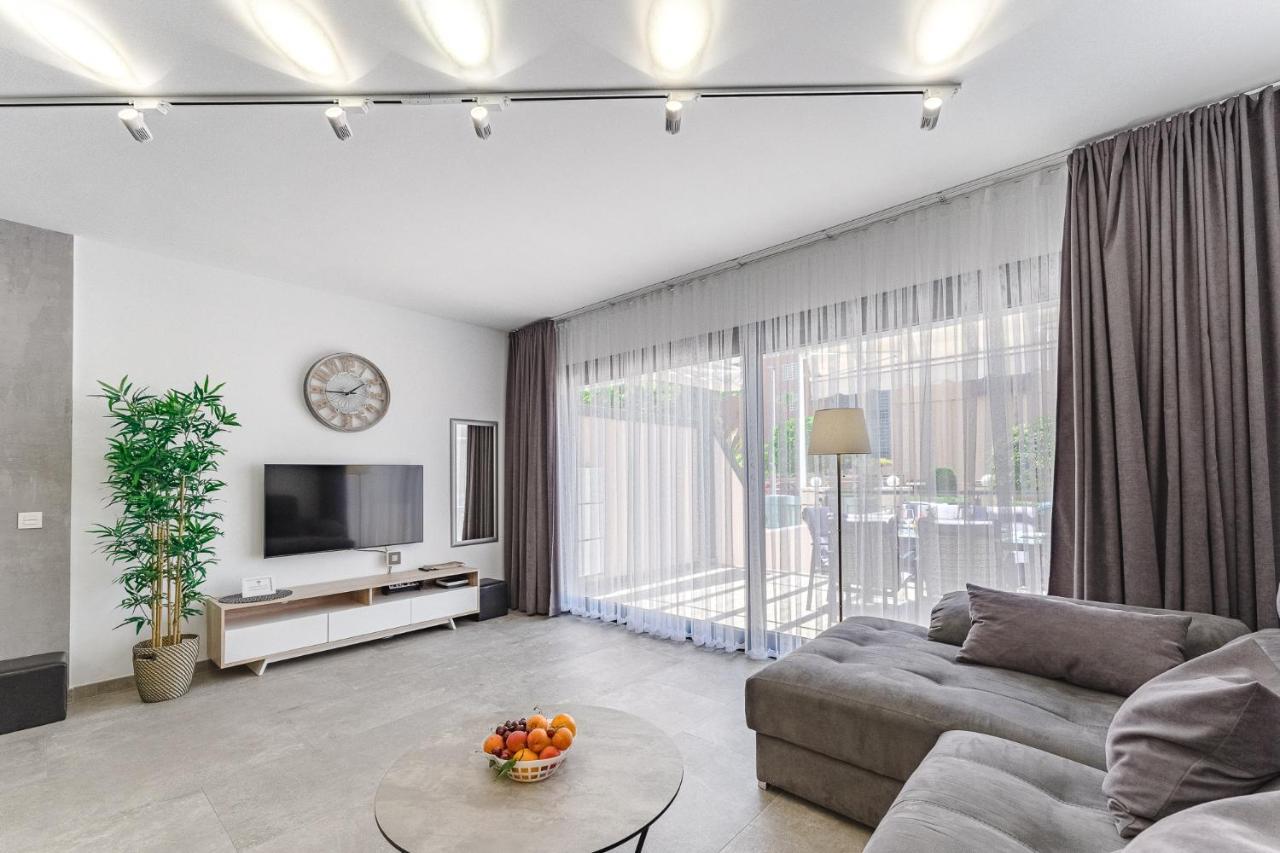 Townhouse with Three Bedrooms 1