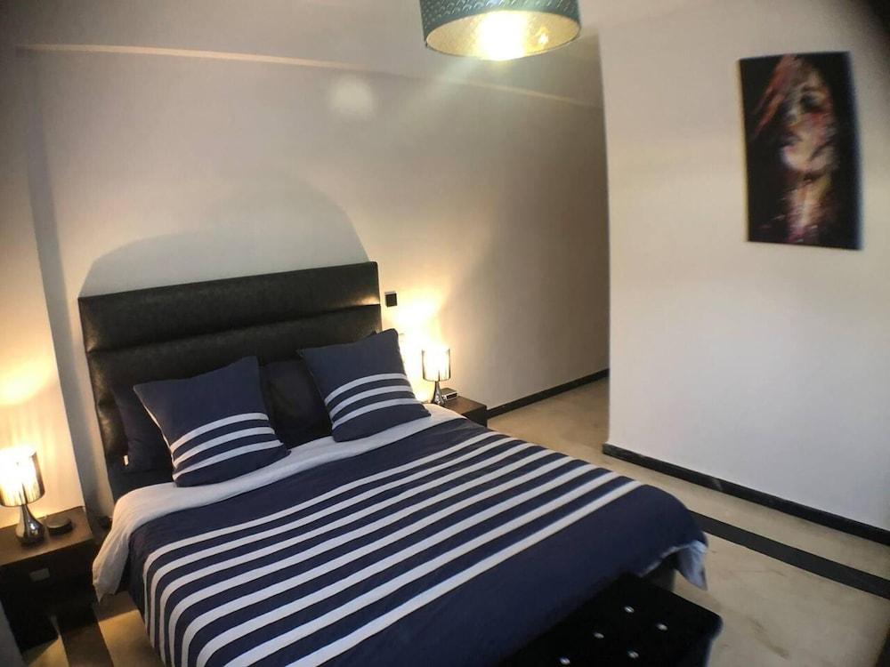 Beautiful Luxury 2 Bedrooms Apartment in Marrakech 1