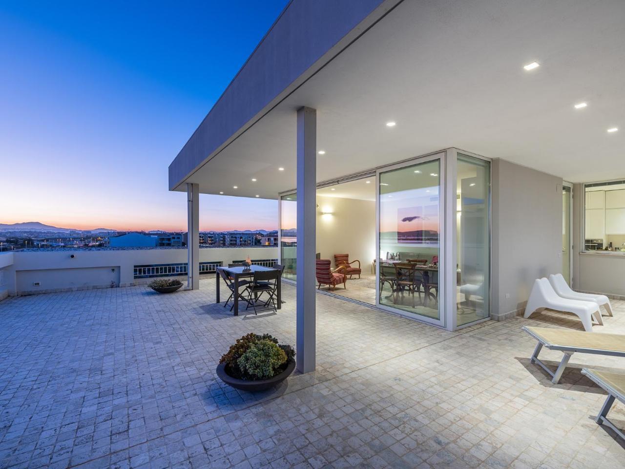 Attico Belvedere Sul Mare (Adults Only) 1