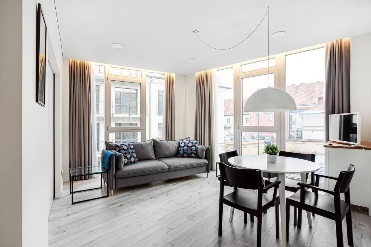 Happy Inn Vip, Self Check-In-24x7, A-C, Parking-In-The-Underground-Garage 1