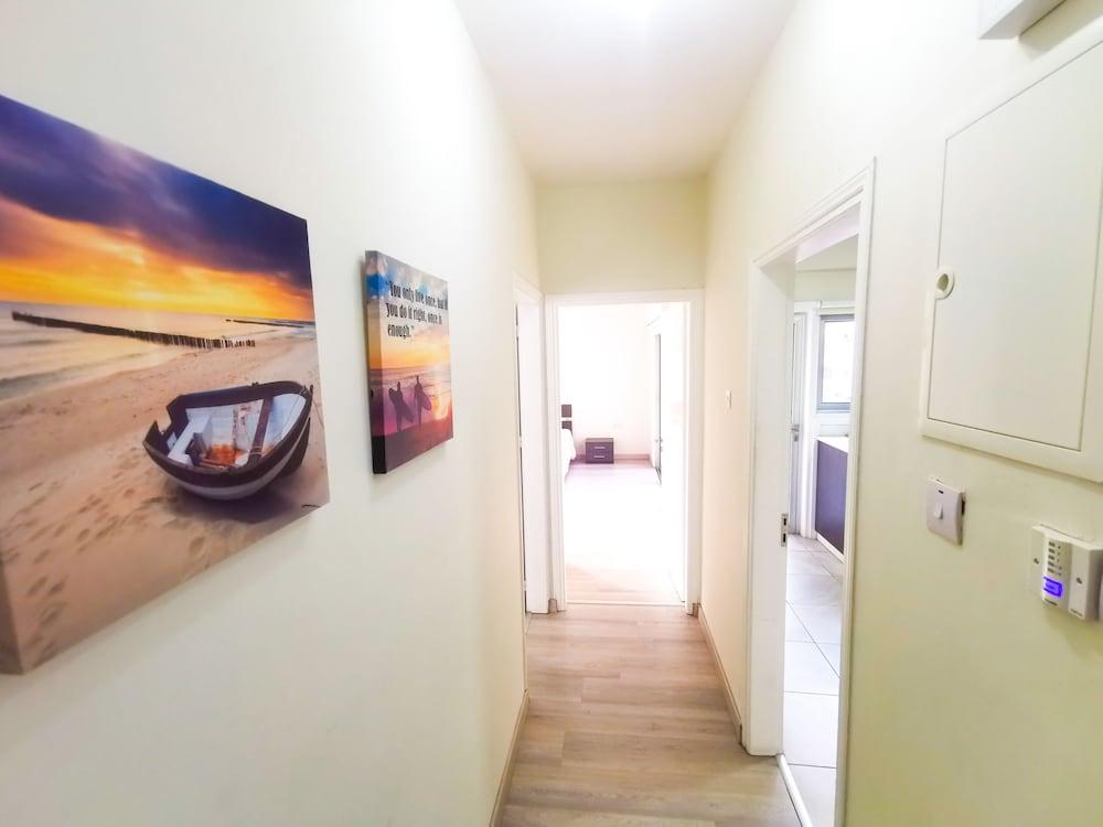 Beach-A-Holic Apartment