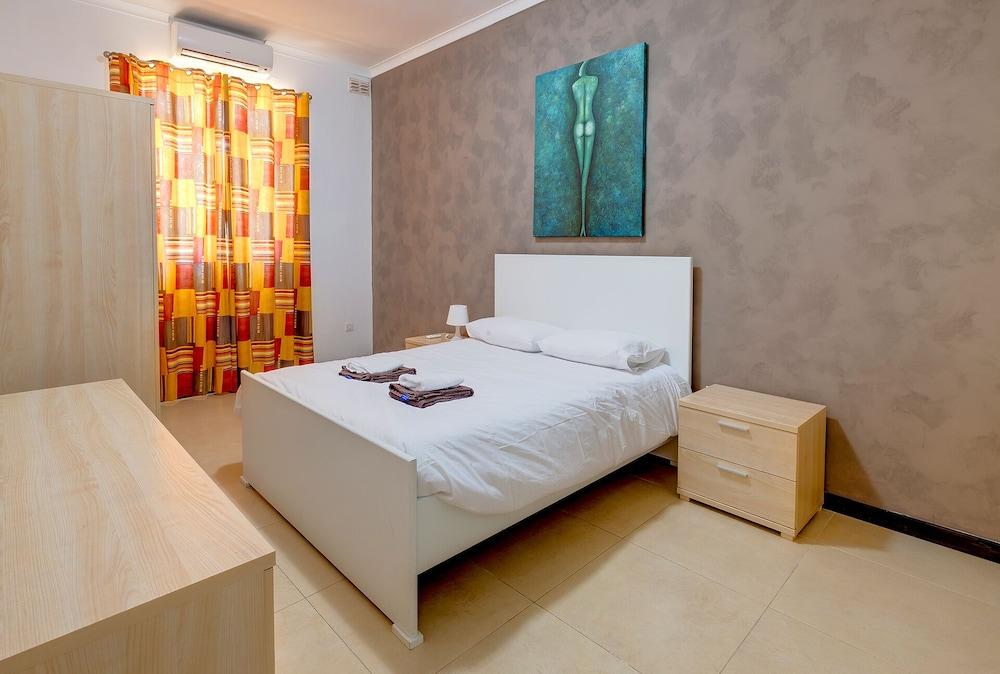 Modern 2 Bedroom Maisonette in Central Sliema 2