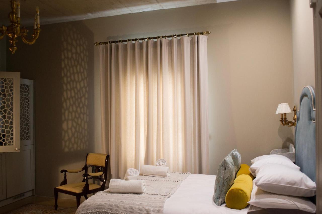 Sally Port Suites (Adults only) 2