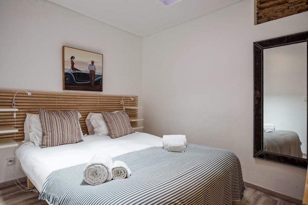 Charming Flat in Lisbon's Center 2