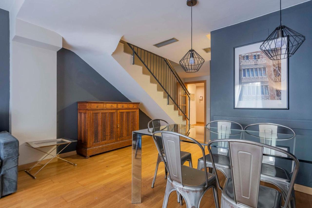 Bright And Modern Duplex with Terrace in Eixample District P2 (Adults Only) 1