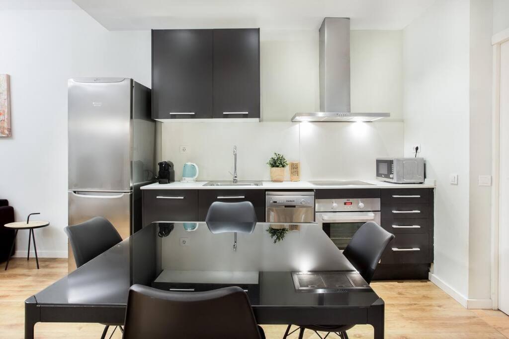 Centric 3bedroom in las Ramblas 2 1b (Adults Only) 2