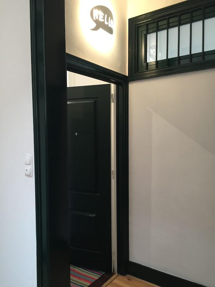 Alfama Tailor Made Blue House with a View 1