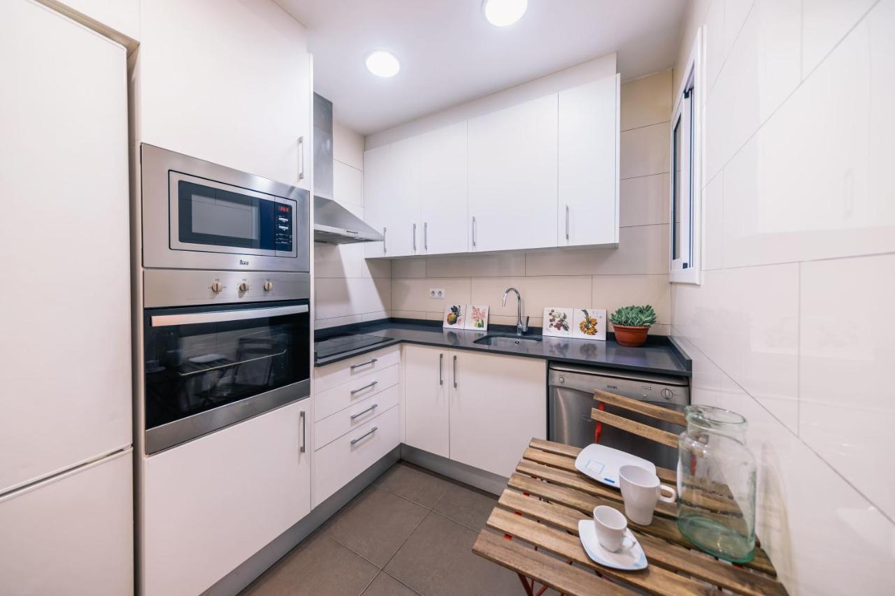 Comfortable 3-Bedroom Next To Sagrada Familia (Adults Only) 2