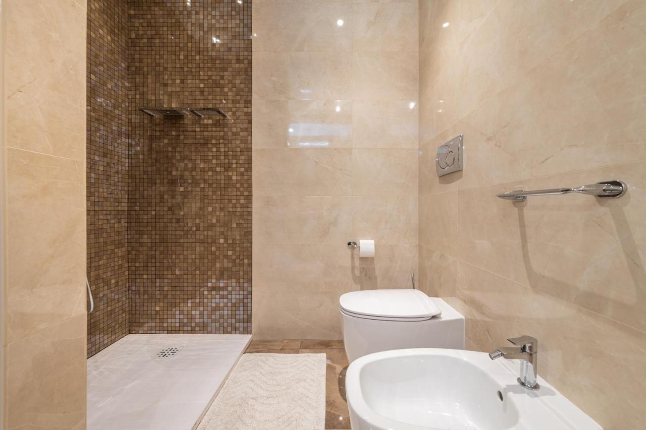 A Luxury Apartment at Cagliari Poetto Beachfront 1