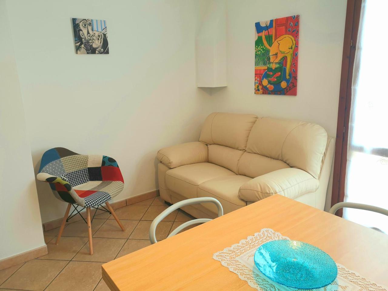 Dimora Rena Dorada - Apartment in Pula, Sardinia, Italy 1