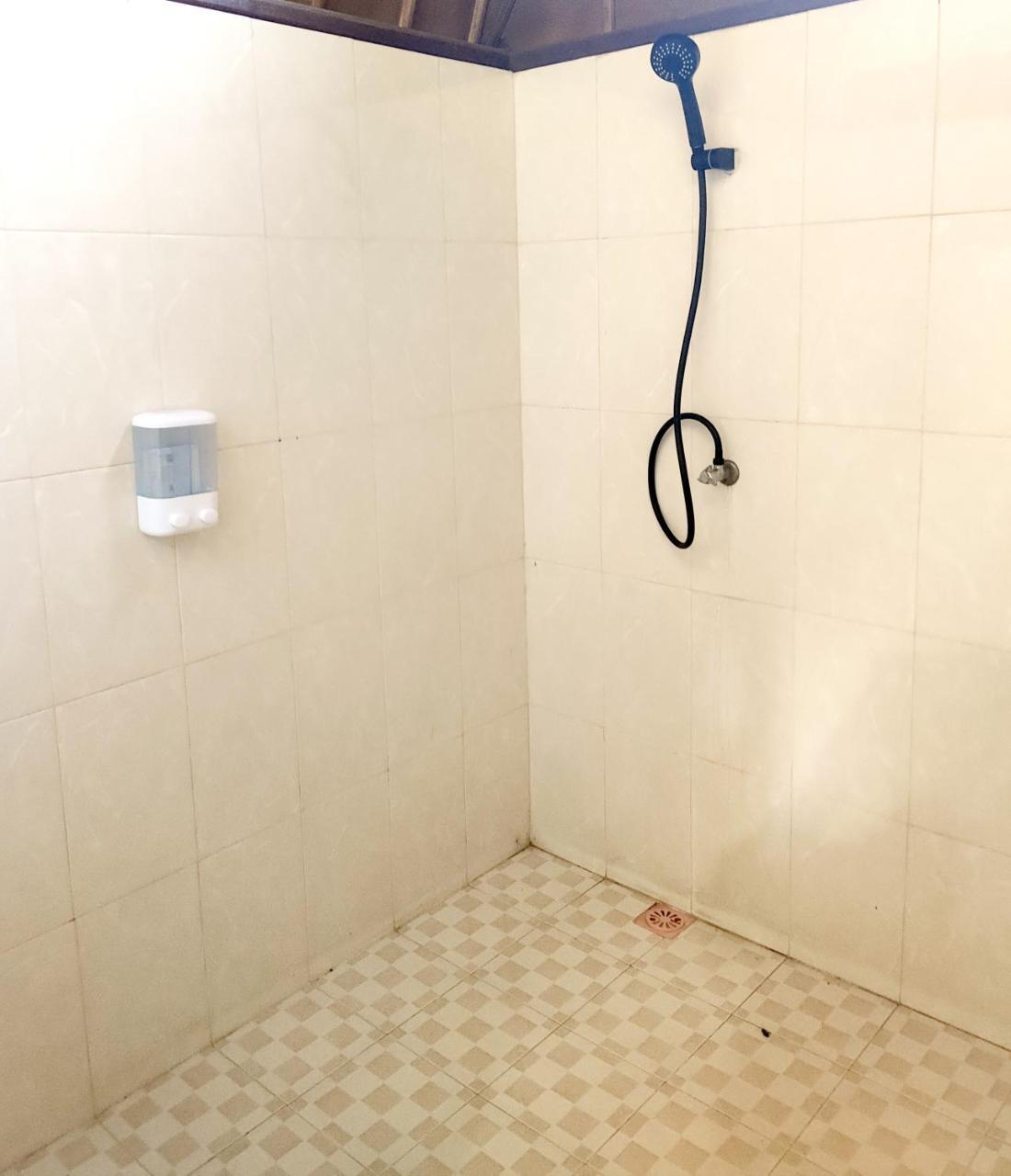 Meno Turtle Bungalows 2