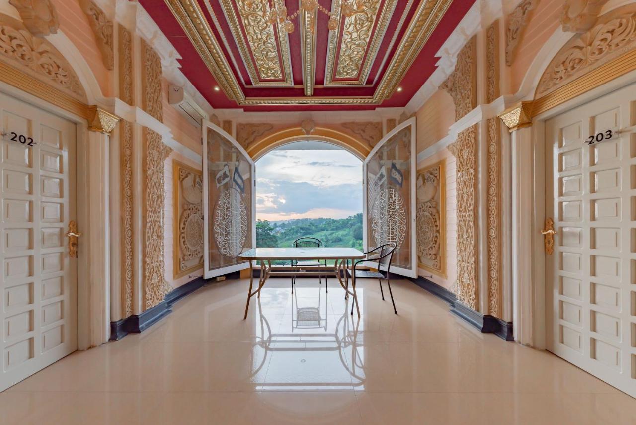 Urbanview Palace Syariah Balikpapan 2