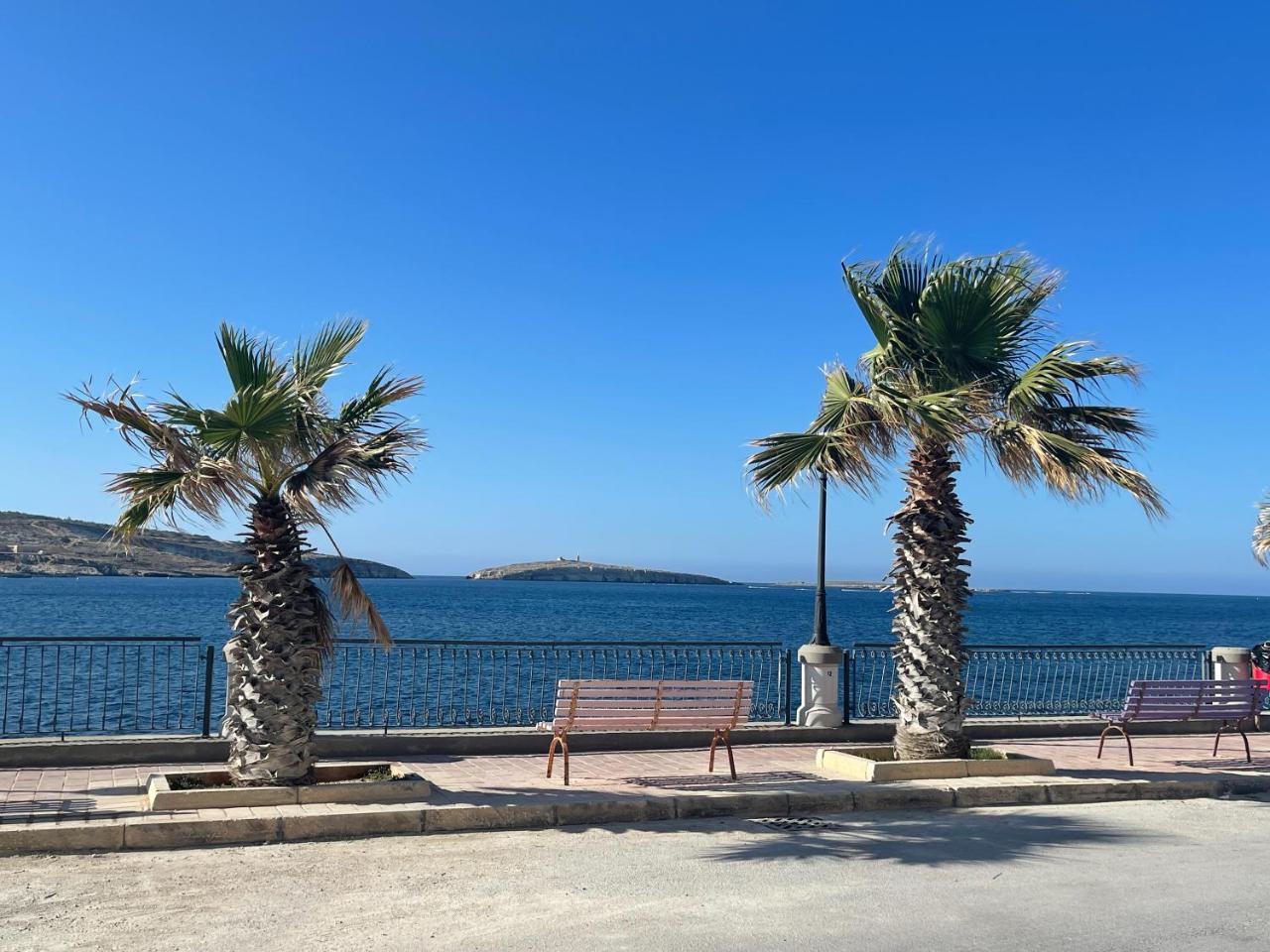 New & Comfortable 7sun Apartments Near Sandy Beach