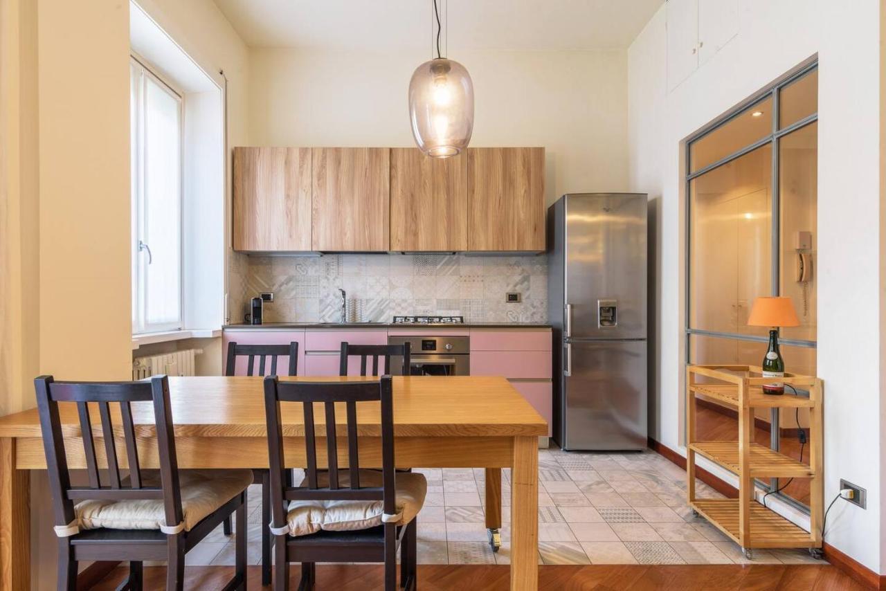 Colored And Spacious Flat Close To Navigli by Easylife (Adults Only) 1