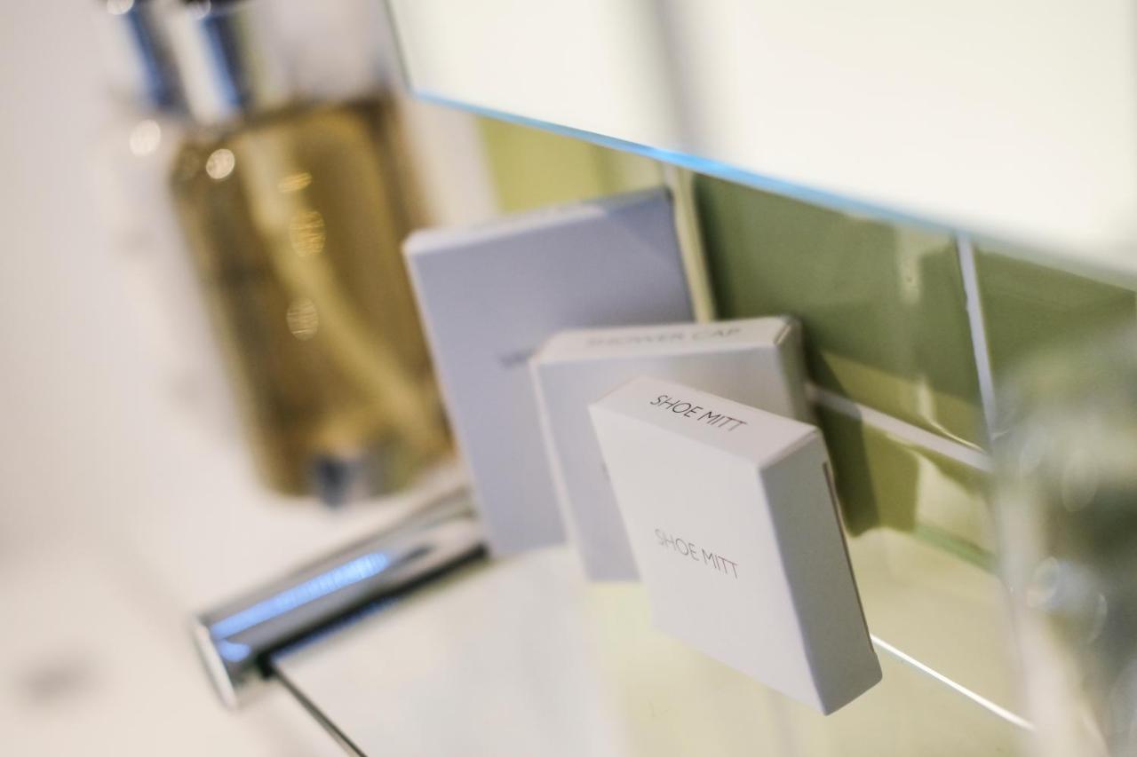 The Wellington Hotel 1