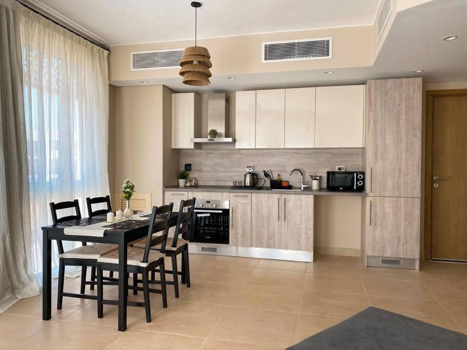 Lovely 1 Bedroom Apt. at Mangroovy Residence with Free Access To the Beach And Pools 2