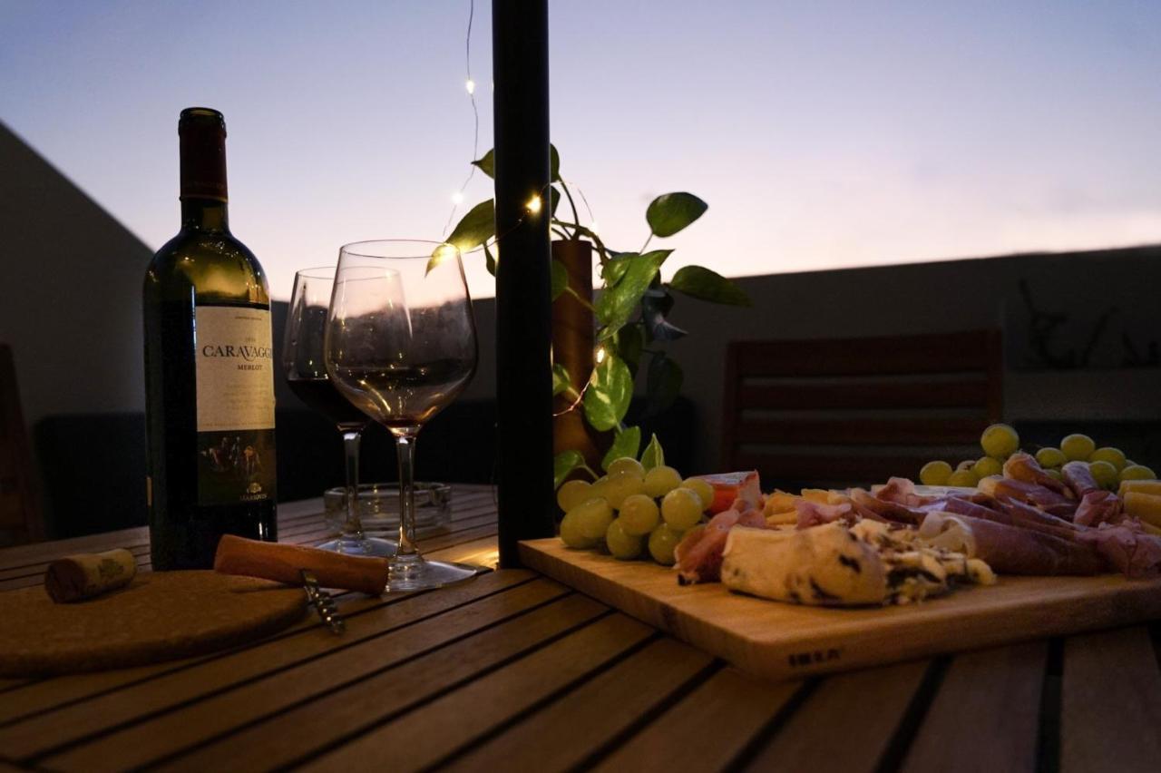 Cosy Designer Seaview Penthouse with Terrace & Bbq