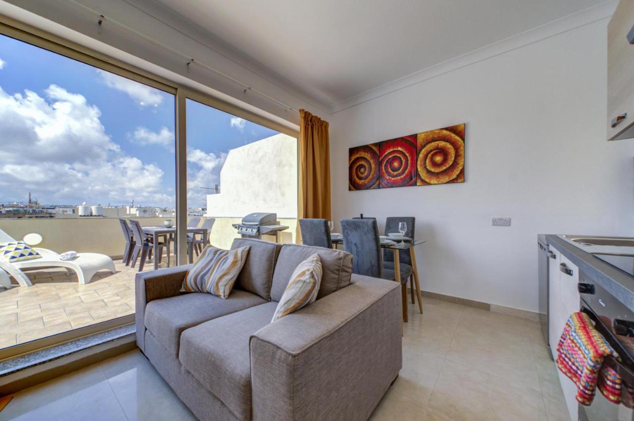 Don Rua Court 3 Bedroom And Penthouse Apartments by Shortletsmalta 2