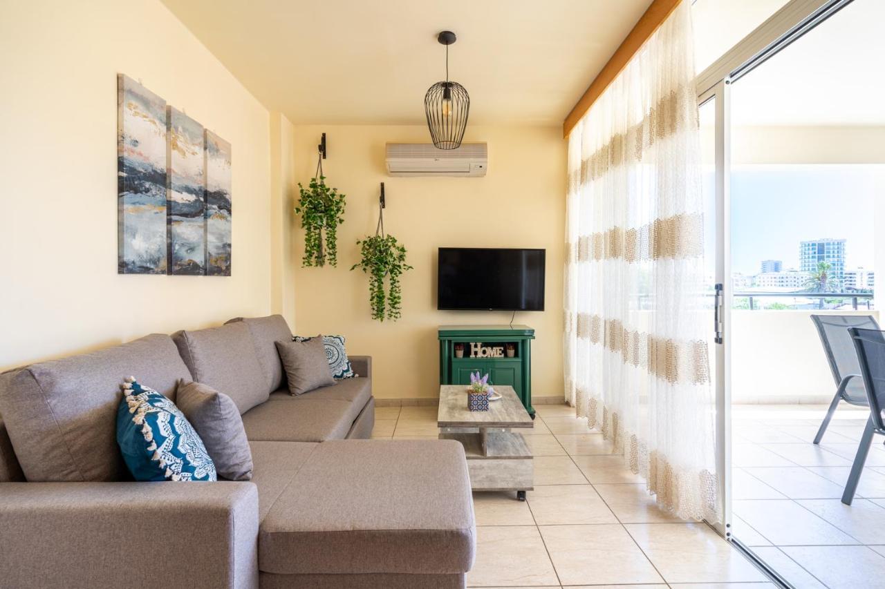 Blue Time 2-Bedroom Apartment in Larnaca 1