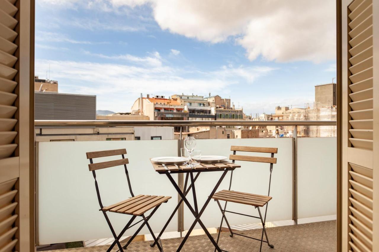 Placa Catalunya Luxurious 2bedroom with Balcony (Adults Only) 1
