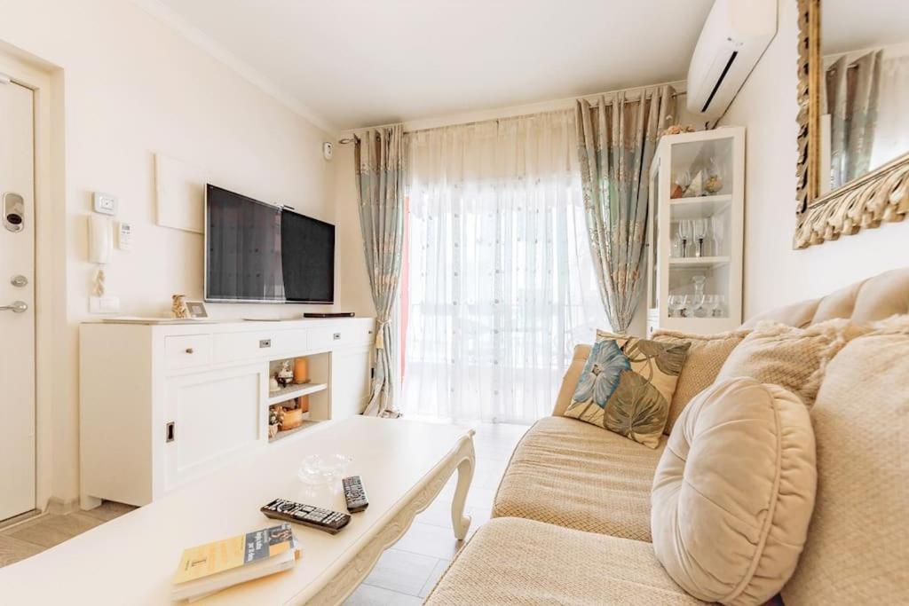 Playa San Juan Apartment 1