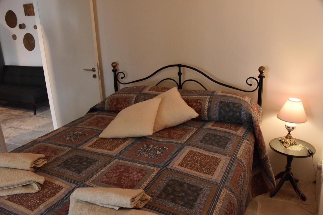 Athieno - Αθηαινω 2