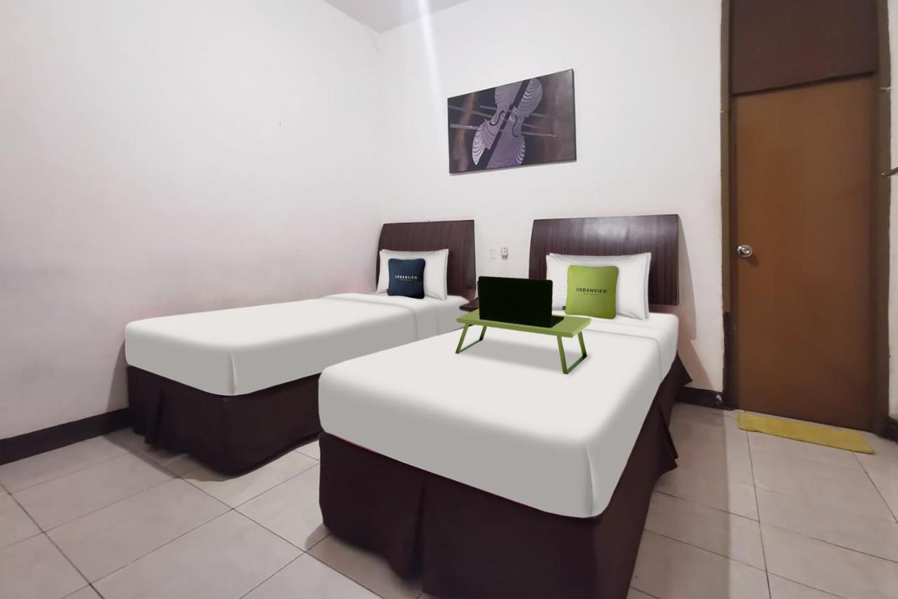 Urbanview Hotel Cozy Samarinda by Reddoorz