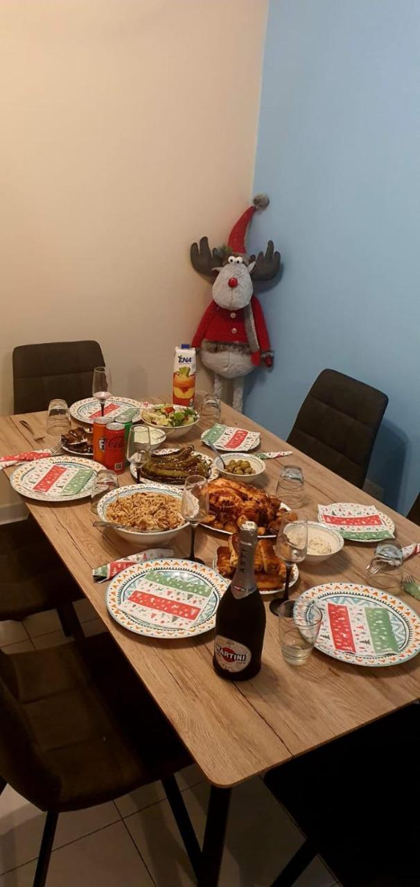 Stefaris "Koutsou Court 105" 1