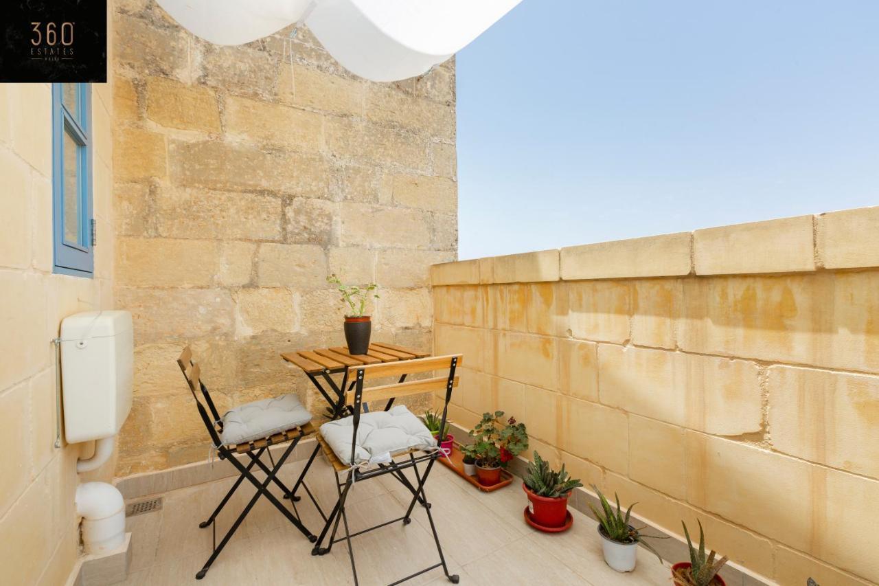 Live Like a Local - 3 Cities Home & 2 King Bed by 360 Estates 2