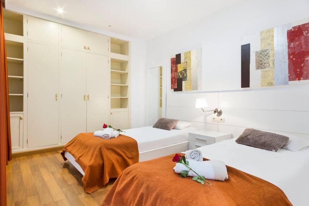 Central And Elegant 4 Bedroom by Placa Catalunya (Adults Only) 1