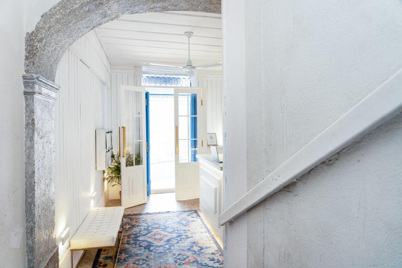 Chiado 44 (Adults only) 1