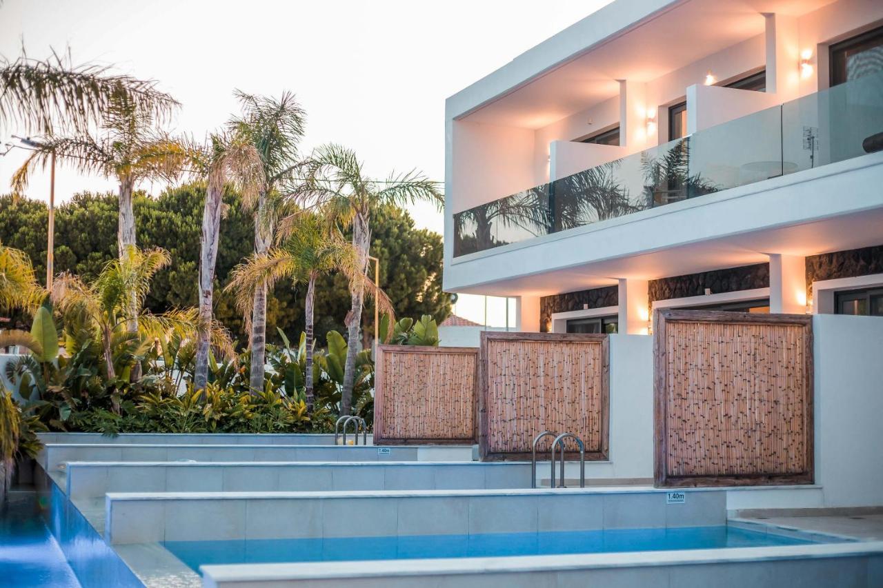 Vanik Suites (Adults only) 2