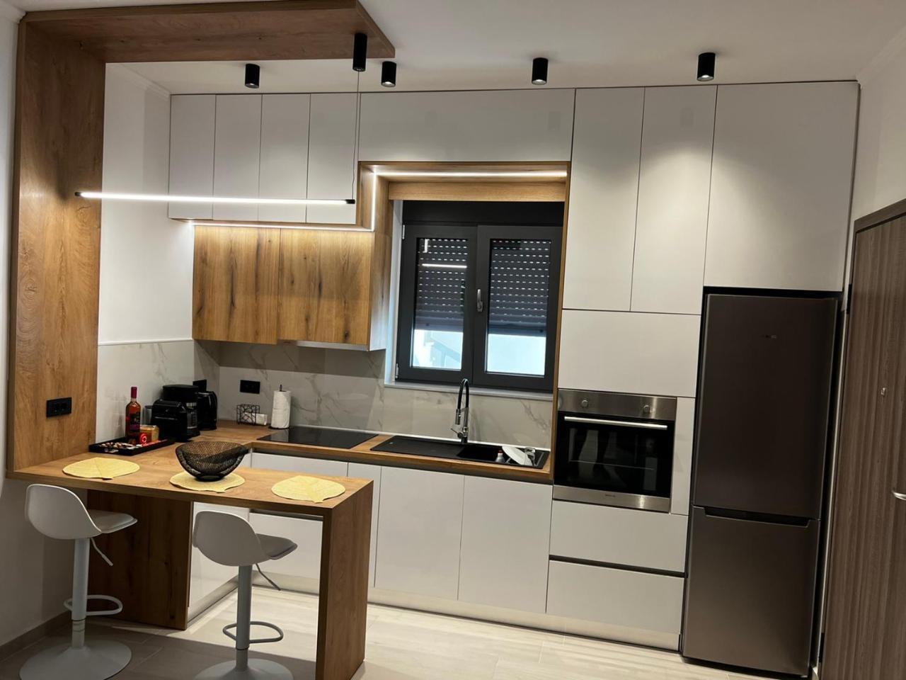 City Compass Luxury Suites 1