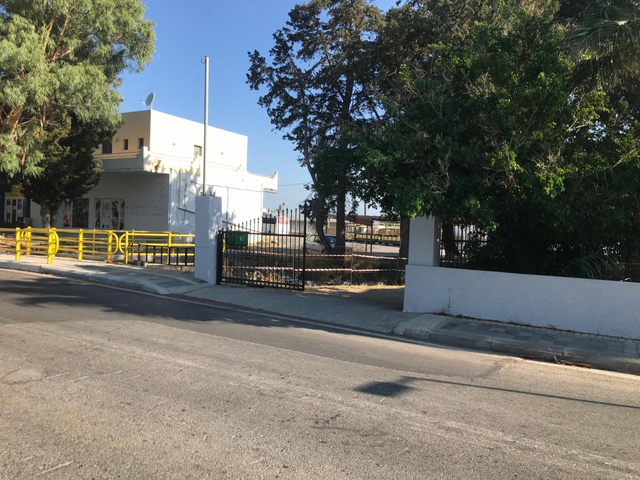 Orfanos Apartments 1