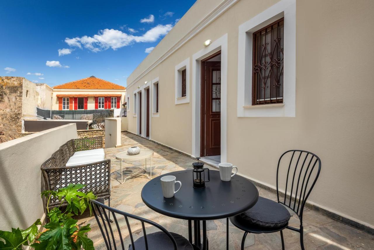 Cleomenes Old Town Studios