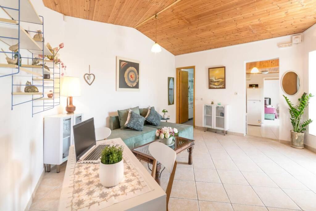 Casa di Flora in Afandou 2