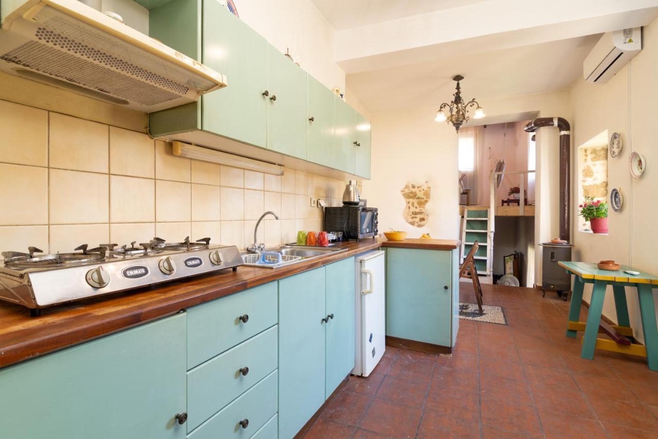 The Magic House of Medieval Town 1