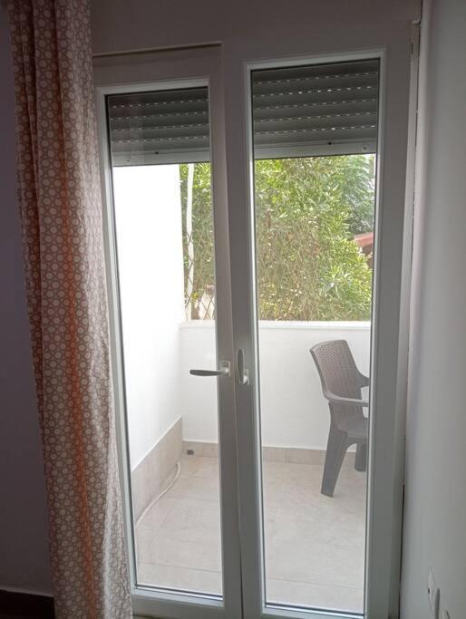 Downtown Apartment with Private Parking 2