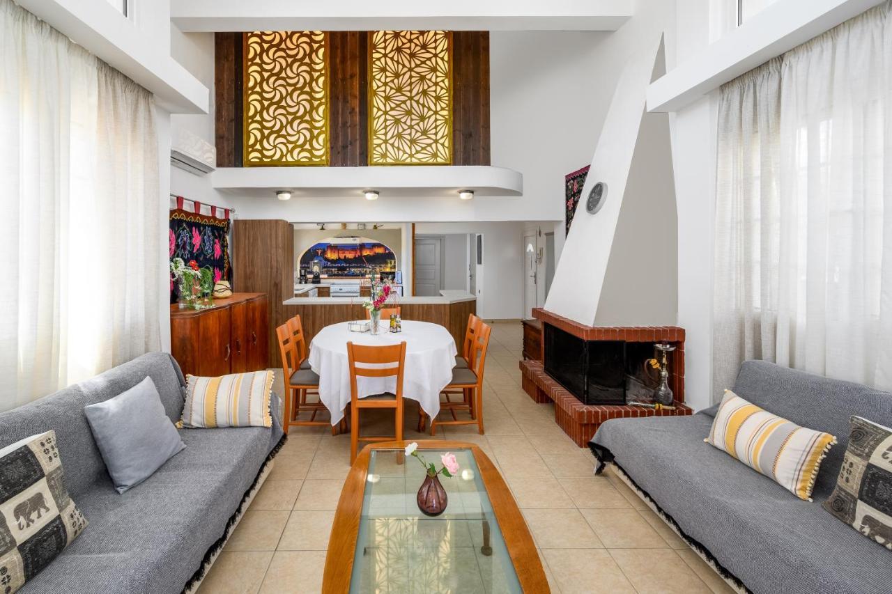 Afantou Golf Luxury Villa 2