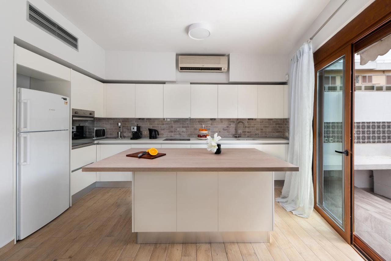 Ritas Modern In-City House 2