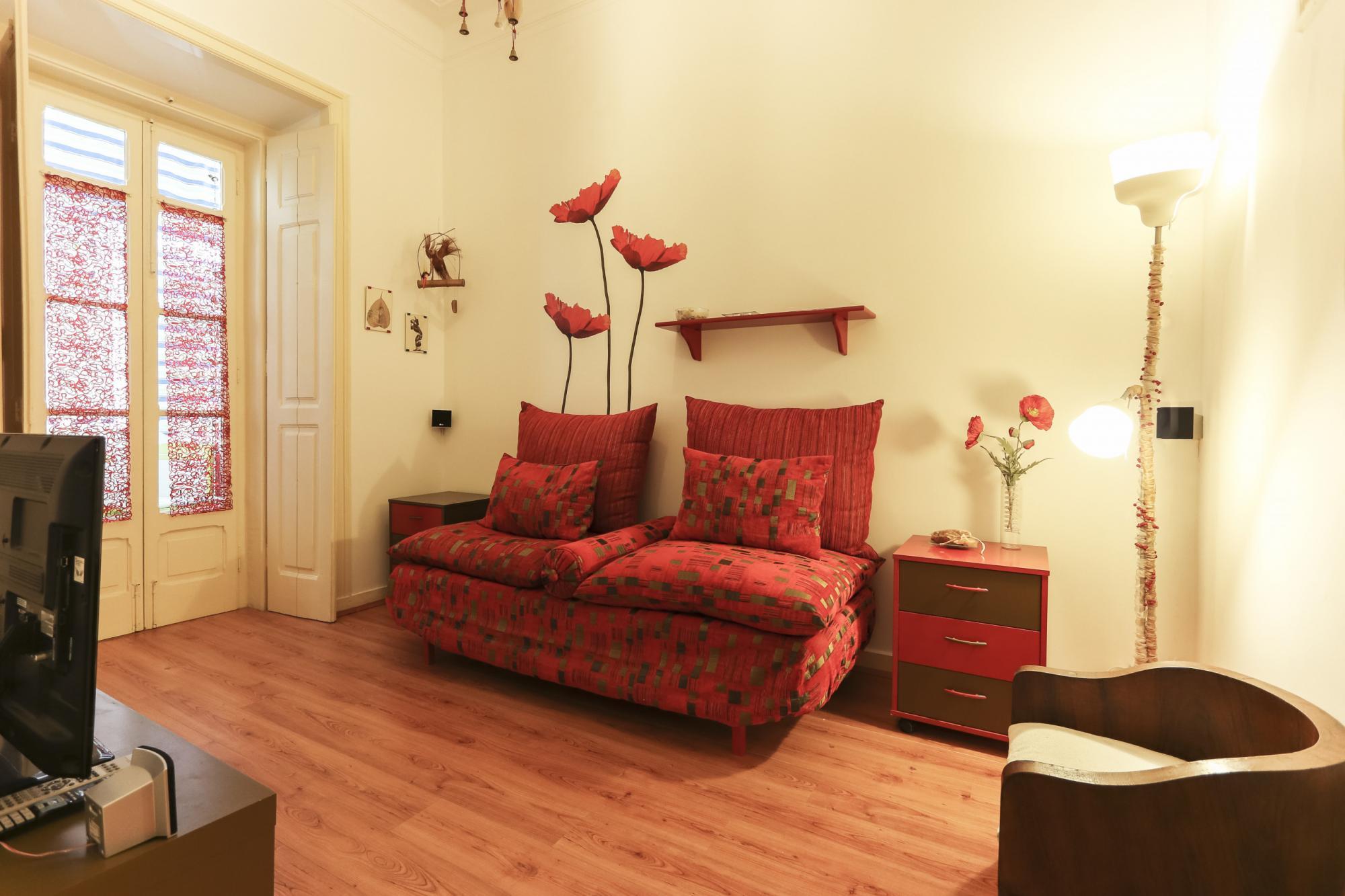 Red Almirante by Homing 2