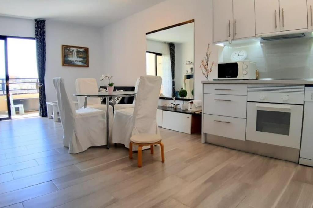 Playa Paraiso. 1 Bedroom. Sea V.