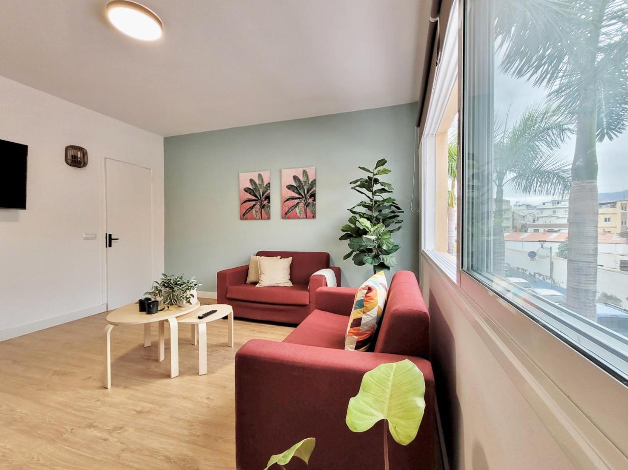 Palm Street Apartment II 2