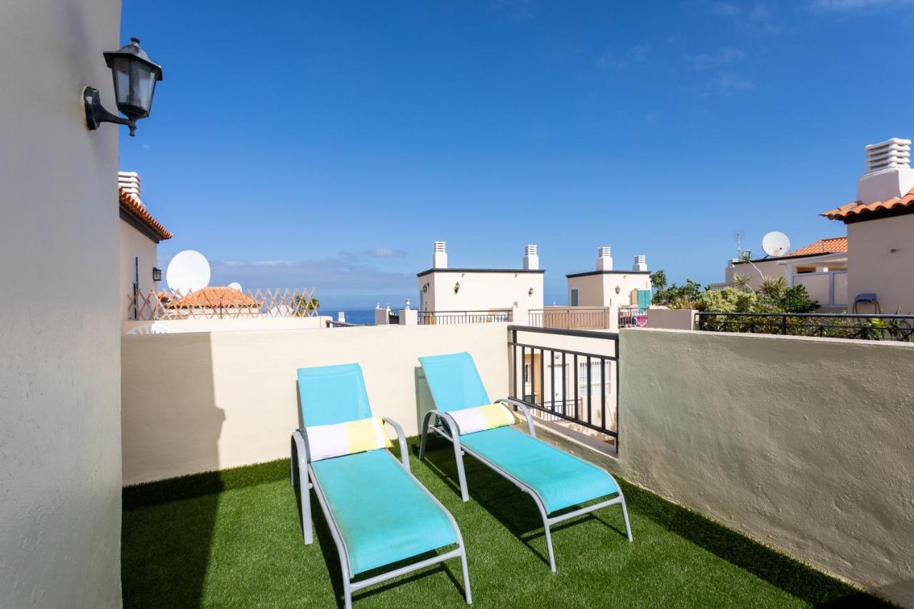 175 Tropical Views by Sunkeyrents 2