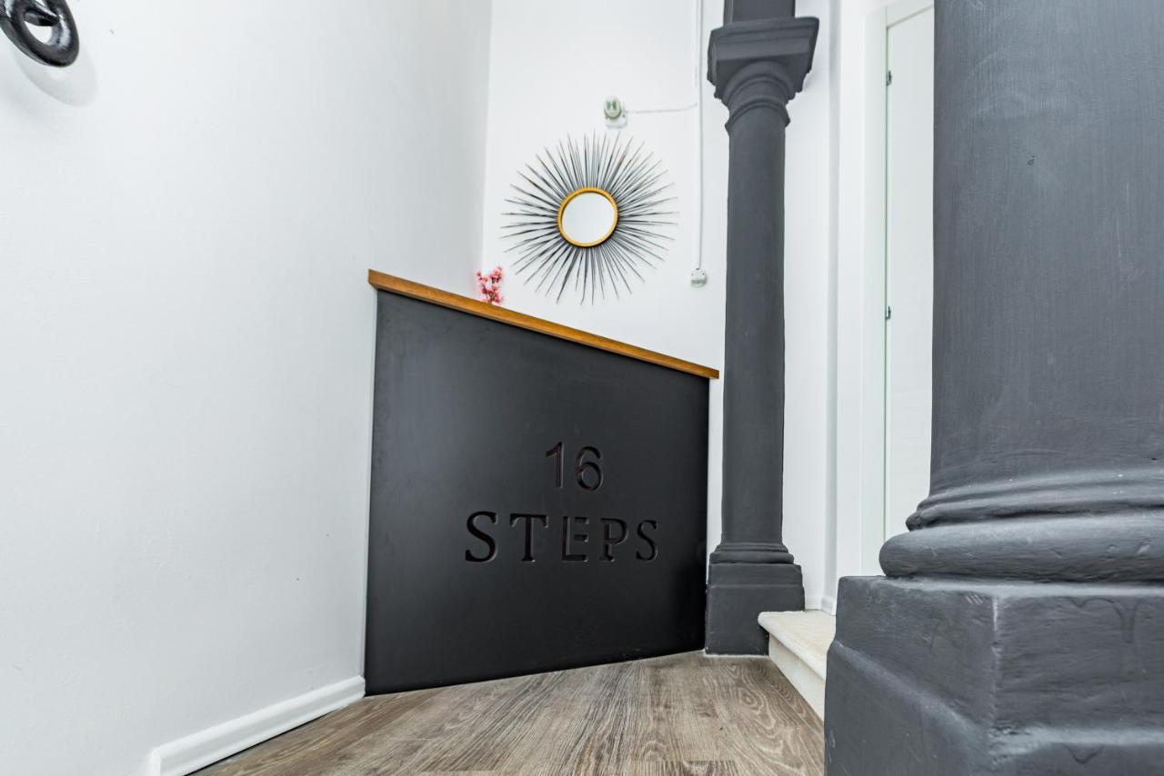 Apartment 16 Steps 1