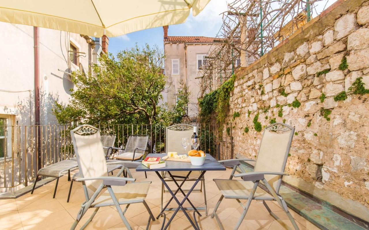 The Steps Old Town 1