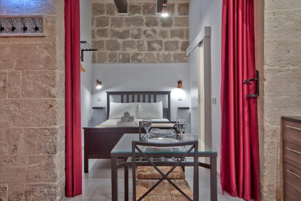 Vallettastay Old Lodge Apartment 2 2