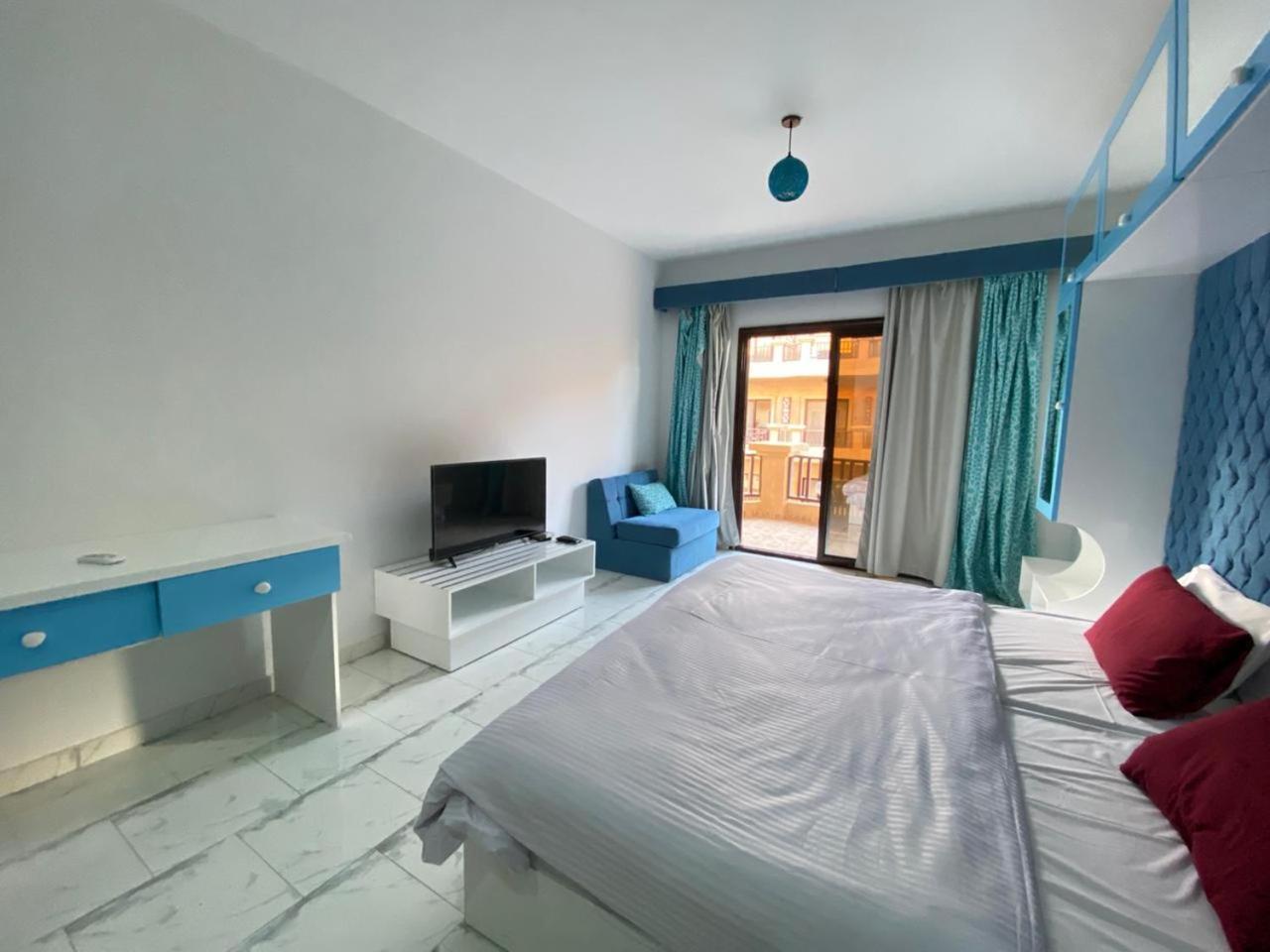 Home Inn-Turtles Beach 1