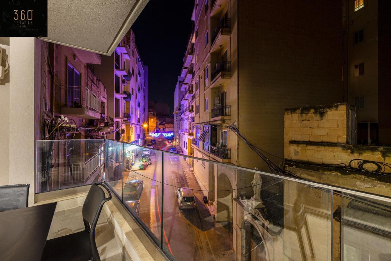 Beautiful, Cozy Apts Just Off the Promenade & Wifi by 360 Estates